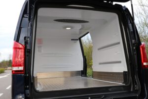 Lamberet Kerstner isolatiekit en koeling voor optimale transportkoeling